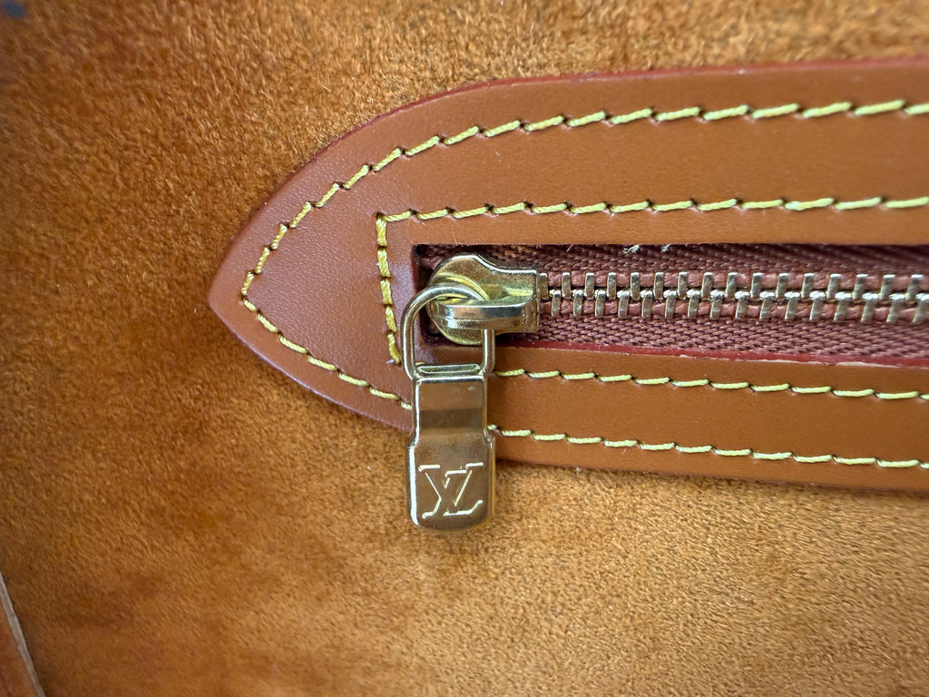 Louis Vuitton Epi Sorbonne Hand Bag – Zipangu Gold (SKU: ep11124)